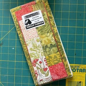 Jordan Fabrics pre cut Table Runner NWT